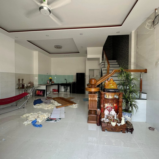 NHÀ ANH XUÂN CHỊ THANH - 05/01 Nguyễn Huệ, phường 2, tp. Tuy Hoà, tỉnh Phú Yên