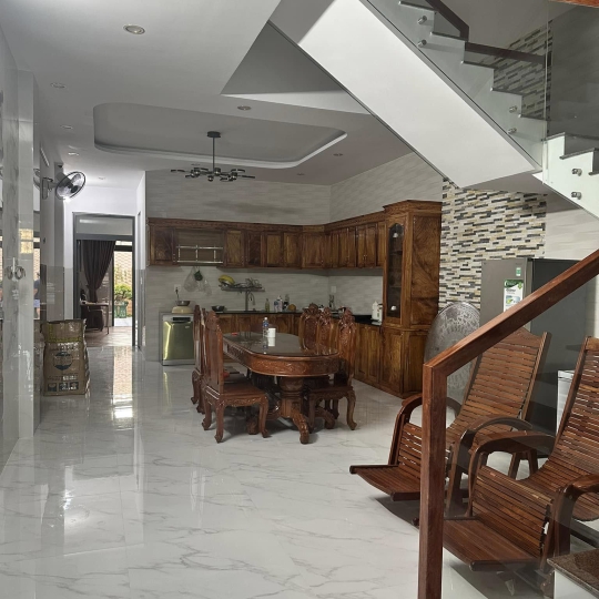 NHÀ BÁC 6 TÙNG - 43 Nguyễn Đình Chiểu, phường 7, tp. Tuy Hoà, tỉnh Phú Yên 