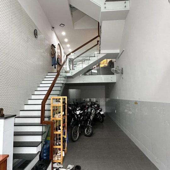 NHÀ ANH LỄ CHỊ DIỄM - 09/72 Trần Phú, phường 2, thành phố Tuy Hoà, tỉnh Phú Yên 