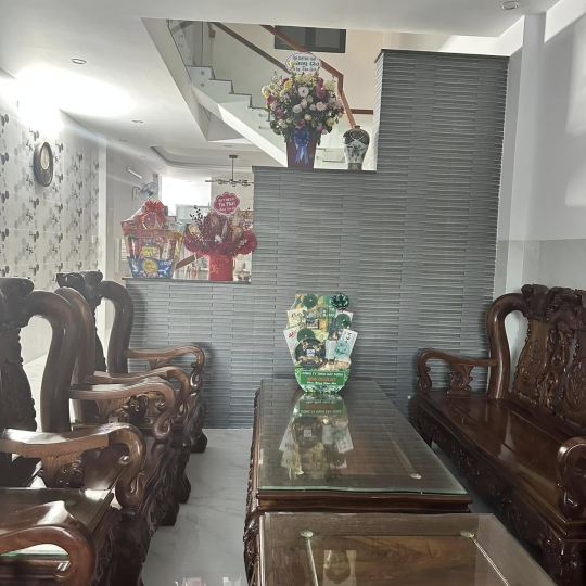 NHÀ BÁC 6 TÙNG - 43 Nguyễn Đình Chiểu, phường 7, tp. Tuy Hoà, tỉnh Phú Yên 