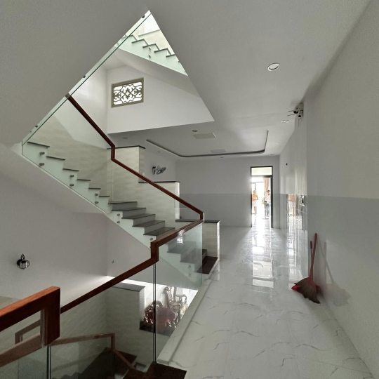 NHÀ BÁC 6 TÙNG - 43 Nguyễn Đình Chiểu, phường 7, tp. Tuy Hoà, tỉnh Phú Yên 