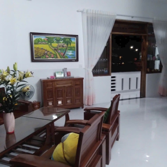 NHÀ ANH VƯƠNG CHỊ HUÊ - 03 Võ Văn Dũng, phường 9, tp. Tuy Hoà, tỉnh Phú Yên 