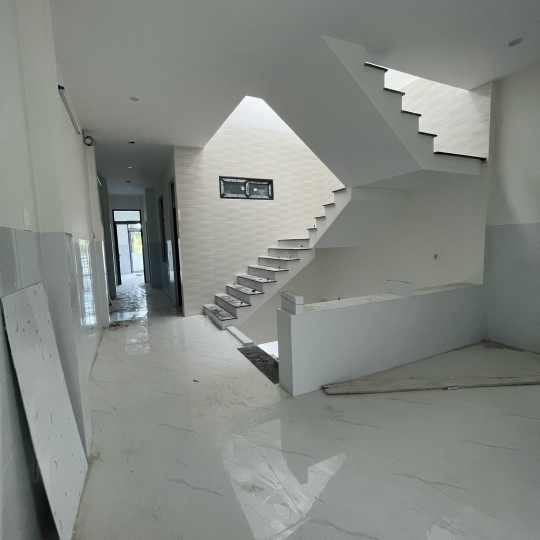 NHÀ CHÚ LÂN - 358 Hùng Vương, phường 7, tp. Tuy Hoà, tỉnh Phú Yên 