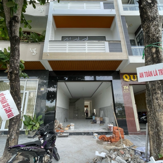 NHÀ CHÚ LÂN - 358 Hùng Vương, phường 7, tp. Tuy Hoà, tỉnh Phú Yên 