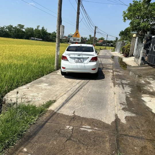 NHÀ CHỊ HÀ - thôn Xóm Cát, xã Hoà Trị, huyện Phú Hoà, tỉnh Phú Yên