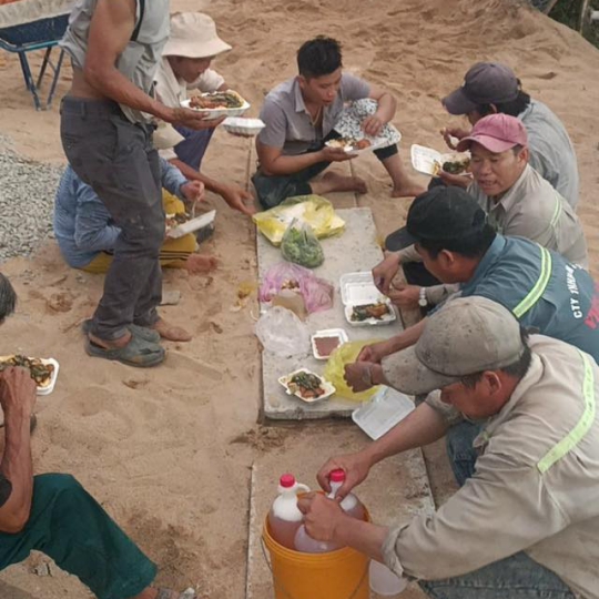 NHÀ CHỊ HÀ - thôn Xóm Cát, xã Hoà Trị, huyện Phú Hoà, tỉnh Phú Yên