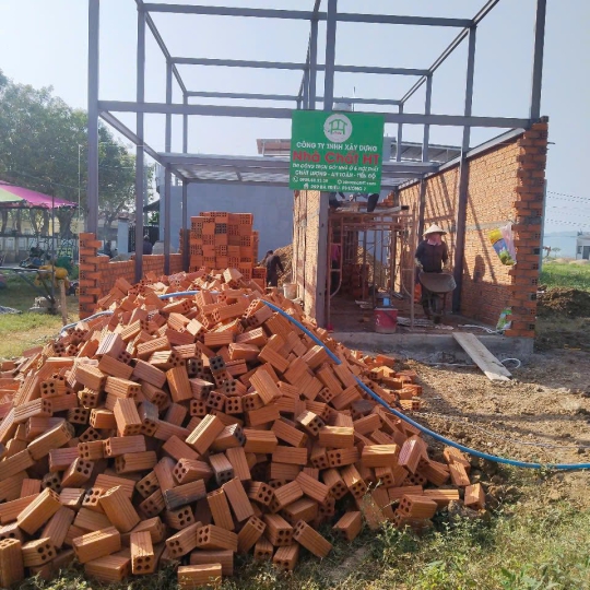 NHÀ ANH TRANG & CHỊ CÔNG - KHU ĐẤU GIÁ HÒA THÀNH - PHƯỜNG ĐÔNG HÒA - ĐẮK LẮK